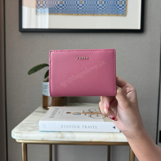 Furla Small Classic Bifold Wallet in Pink