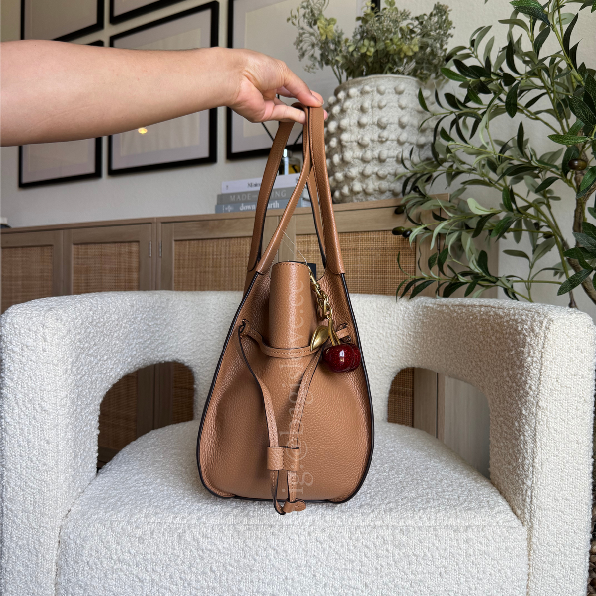 Stash Carryall Bag in Brown