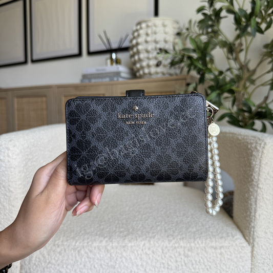 Spade Flower Medium Bifold Wallet in Black