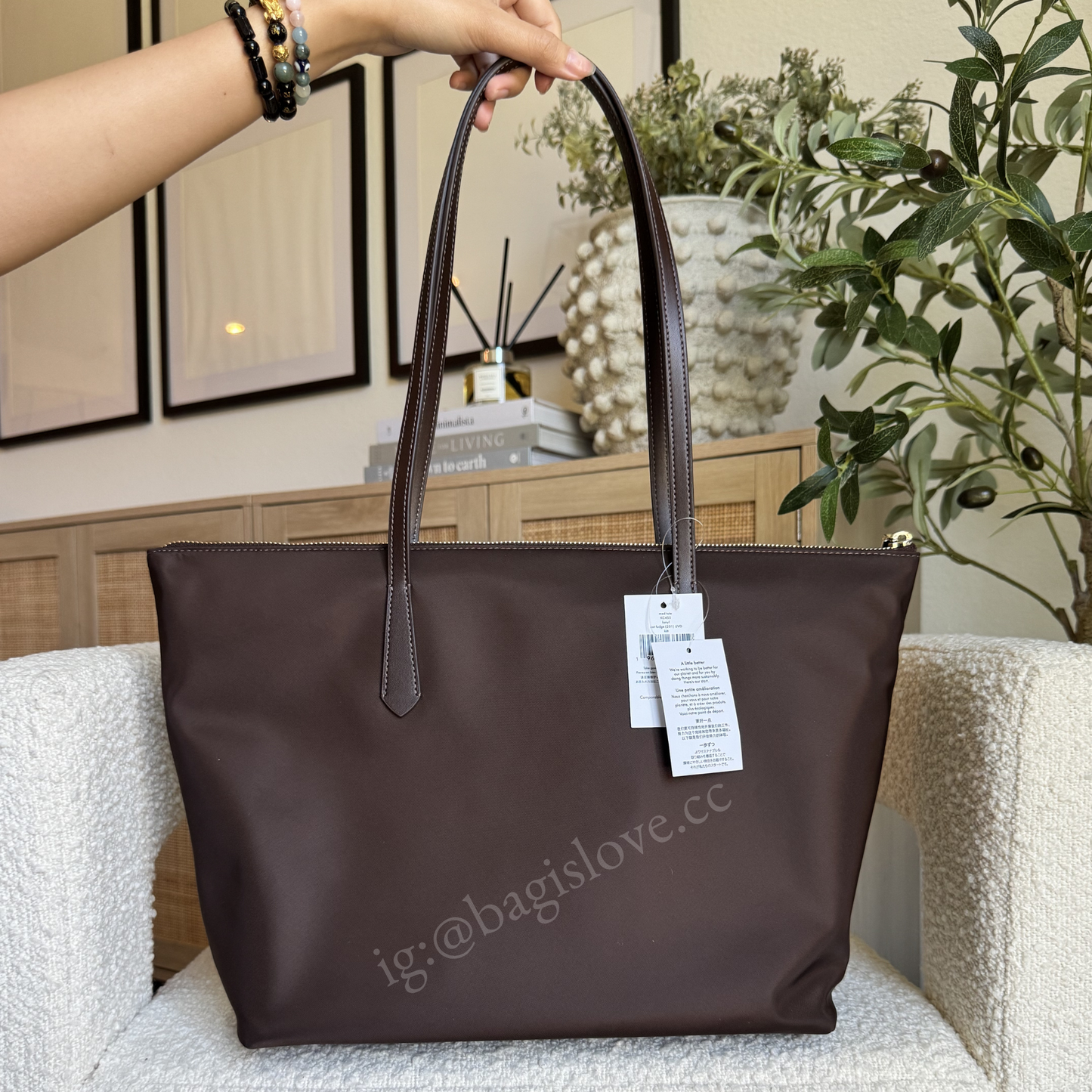 Kitt Nylon Medium Tote in Hot Fudge (in-transit)✨full payment required