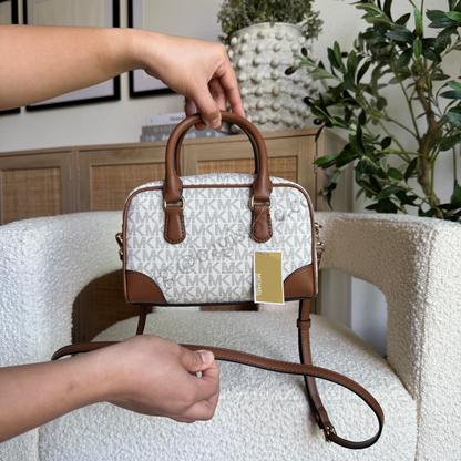 Thompson Extra-Small Signature Logo Convertible Satchel in White (in transit📦)