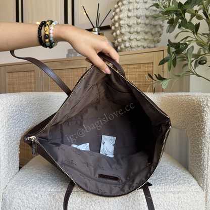 Kitt Nylon Medium Tote in Hot Fudge (in-transit)✨full payment required