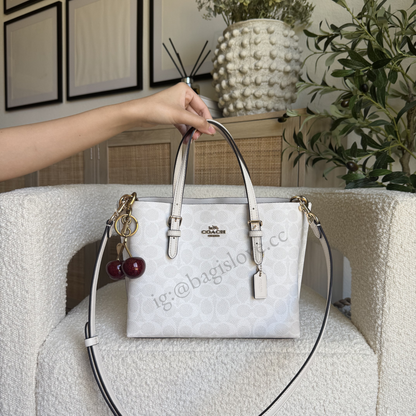 Mollie Tote Bag 25 In White Signature Canvas (in- transit✨)