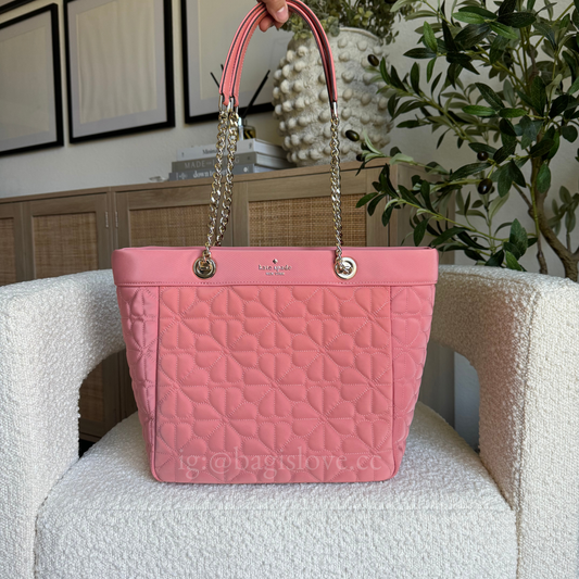 Spade Flower Quilted Fabric Medium Tote (8 weeks arrival📦)